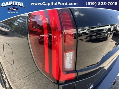Certified 2025 Ford Expedition Active RWD image 15