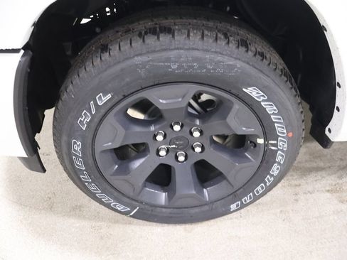 New 2026 RAM 1500 4x4 Crew Cab image 7