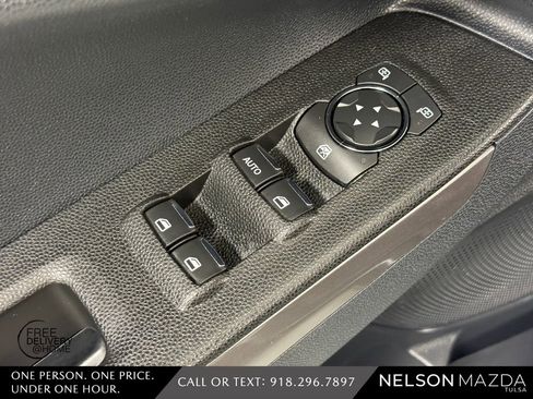 Used 2020 Ford EcoSport SE FWD image 19