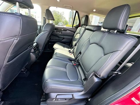 Used 2025 Honda Pilot EX-L image 23