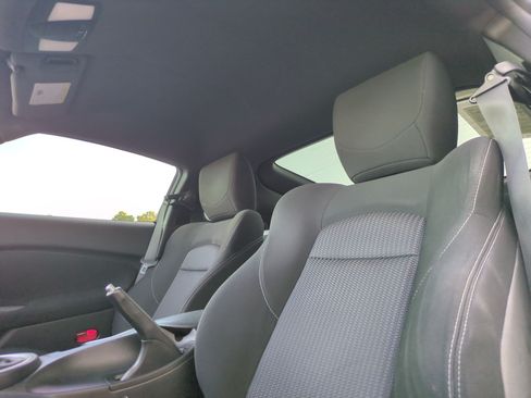 Used 2011 Nissan 370Z Coupe w/ Sport Pkg RWD image 16