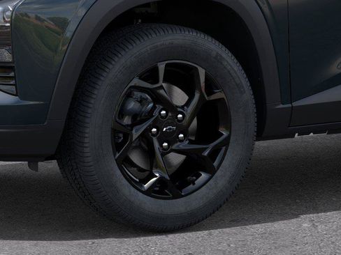 New 2026 Chevrolet Trax LT w/ Driver Confidence Package FWD image 9