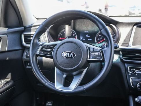 Certified 2020 Kia Optima SE FWD image 18