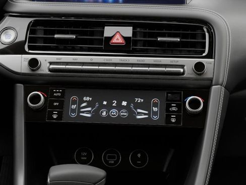 New 2026 Genesis G70 2.5T image 15