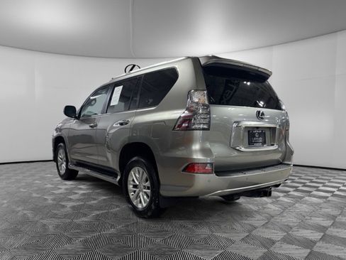 Used 2023 Lexus GX 460 Premium image 5
