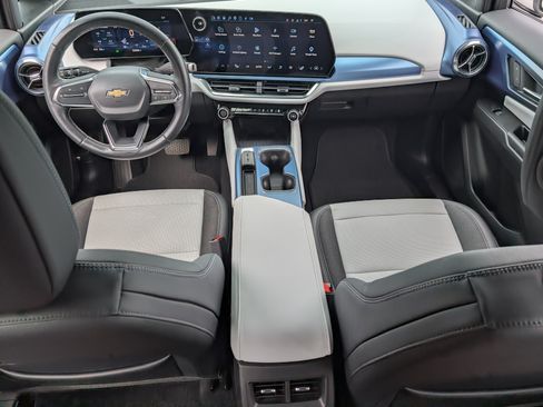 Used 2024 Chevrolet Equinox EV LT FWD image 22