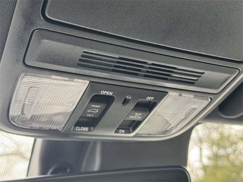 Certified 2023 Honda Passport EX-L image 30