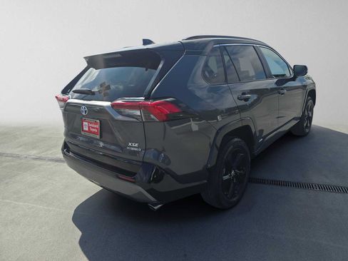 Used 2019 Toyota RAV4 XSE w/ Carpet Mat Package AWD/4WD image 3