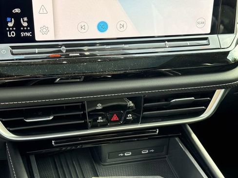 New 2026 Volkswagen Atlas SEL Premium R-Line image 22