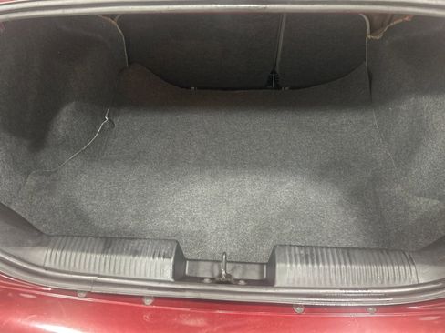 Used 2006 Ford Focus ZX4 image 24