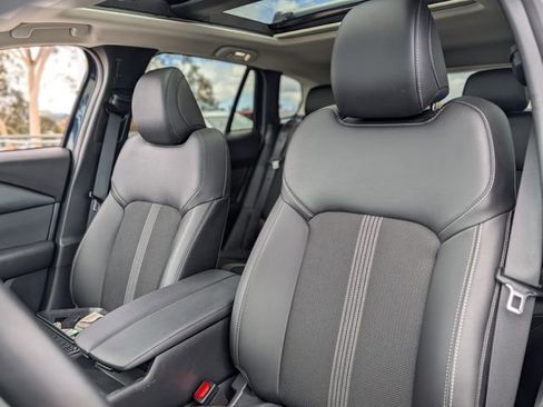 Certified 2025 MAZDA CX-50 AWD 2.5 S w/ Cargo Package image 17
