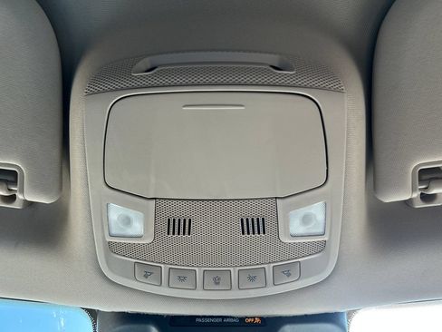 Used 2024 Ford Expedition XLT RWD image 21