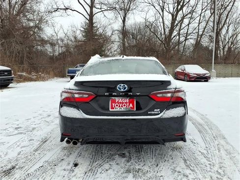 Certified 2023 Toyota Camry SE image 6