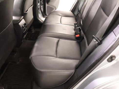 Used 2024 Toyota Corolla Cross XLE w/ Convenience Package AWD/4WD image 12