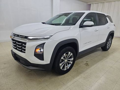 Used 2026 Chevrolet Equinox LT FWD image 30