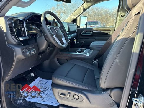 New 2026 GMC Sierra 2500 SLT w/ SLT Premium Package AWD/4WD image 10