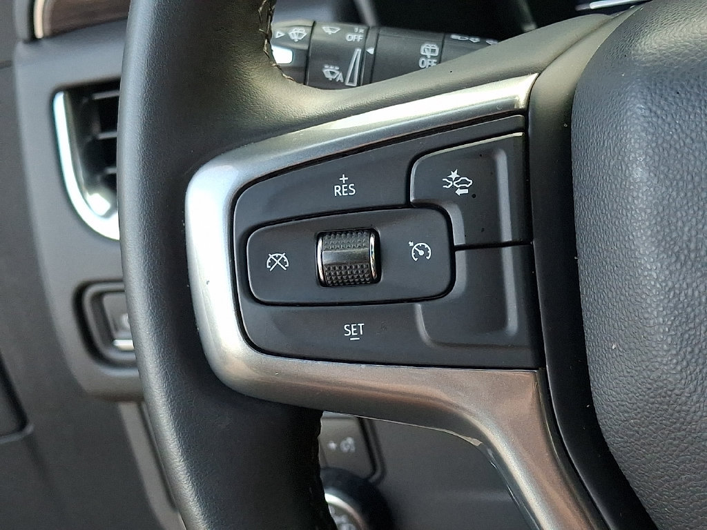 Used 2024 Chevrolet Tahoe LT AWD/4WD image 22