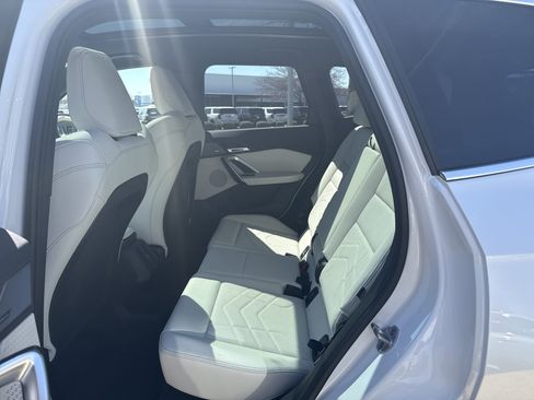 New 2026 BMW X1 xDrive28i w/ Technology Package image 11