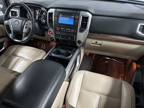 Used 2016 Nissan Titan SL AWD/4WD image 12