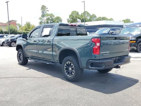 Used 2025 Chevrolet Silverado 1500 ZR2 w/ Technology Package AWD/4WD image 3