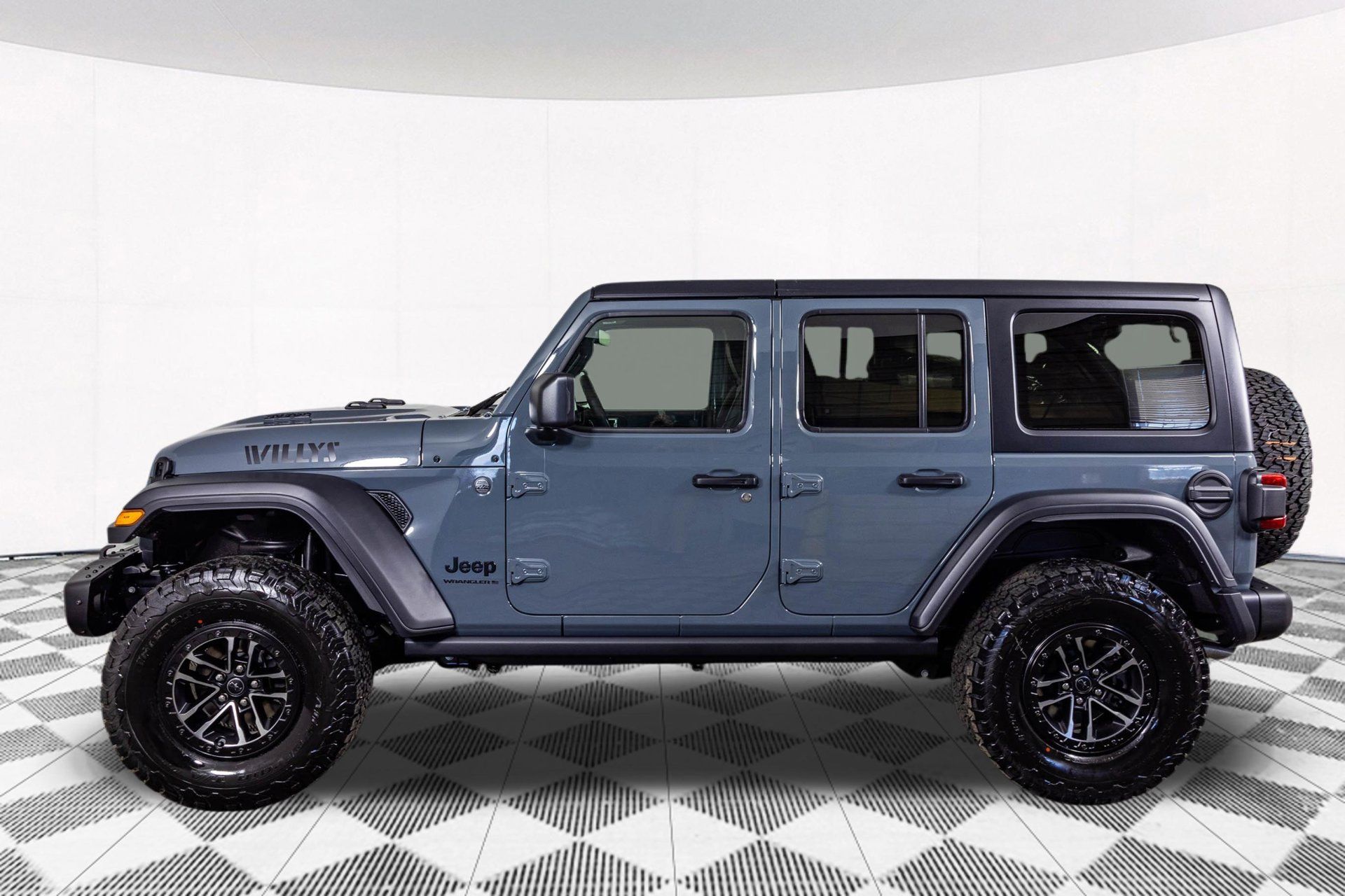 New 2026 Jeep Wrangler Unlimited Rubicon 392 w/ Dual Top Group AWD/4WD image 19