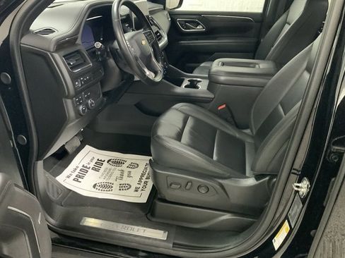 Used 2024 Chevrolet Suburban LT AWD/4WD image 16