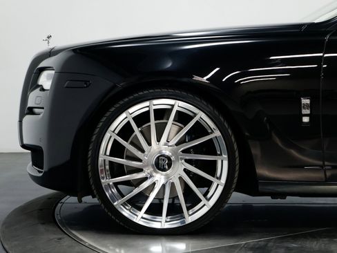 Used 2015 Rolls-Royce Ghost image 60