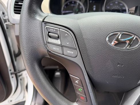 Used 2017 Hyundai Santa Fe Sport FWD image 23