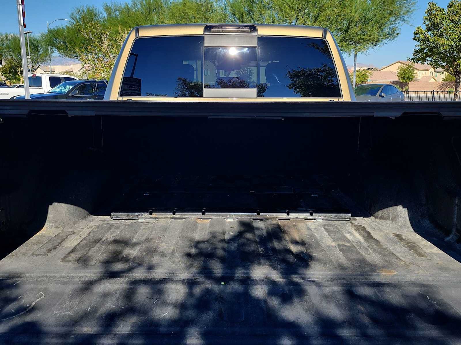 Used 2015 RAM 2500 Longhorn w/ Convenience Group AWD/4WD image 29