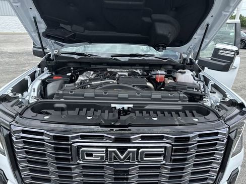 New 2026 GMC Sierra 3500 Denali Ultimate w/ LPO, Black Badging Package AWD/4WD image 20