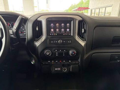 Used 2023 Chevrolet Silverado 1500 Custom Trail Boss AWD/4WD image 17