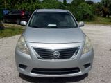Used 2013 Nissan Versa SV image 3