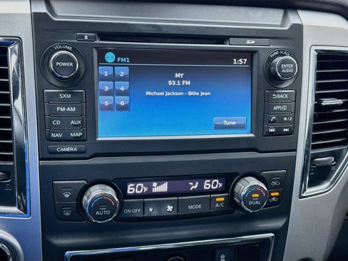 Used 2016 Nissan Titan SL AWD/4WD image 11