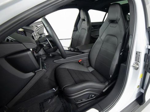 New 2026 Porsche Panamera 4 image 17