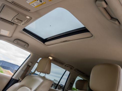 Used 2019 Nissan Armada SL w/ Premium Package RWD image 27