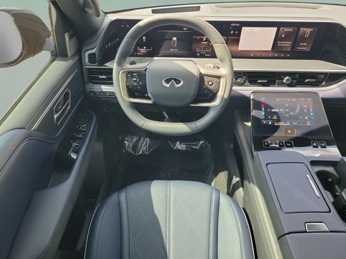 Used 2026 INFINITI QX80 4WD w/ Sport Exterior Package image 8