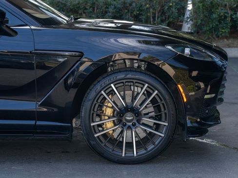 Used 2023 Aston Martin DBX 707 image 23