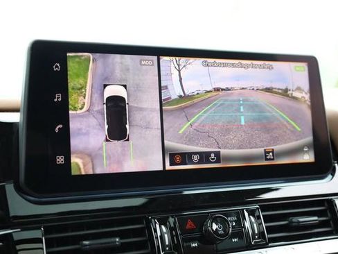 New 2026 Nissan Pathfinder Platinum image 16