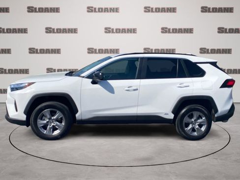 Used 2025 Toyota RAV4 LE AWD/4WD image 2
