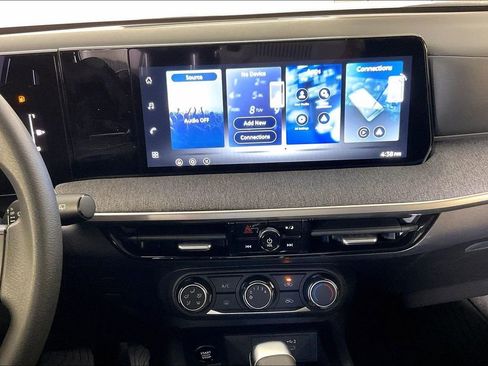 New 2026 Nissan Kicks S image 11