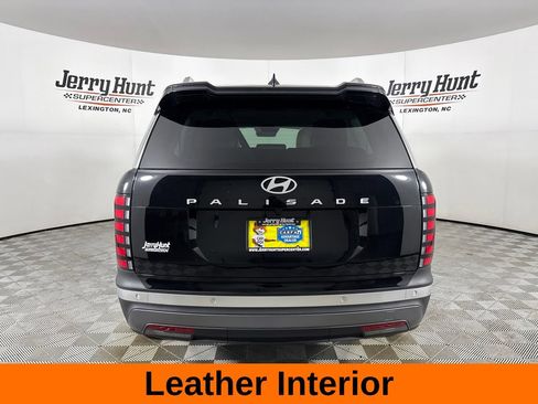 Used 2026 Hyundai Palisade SEL FWD image 7