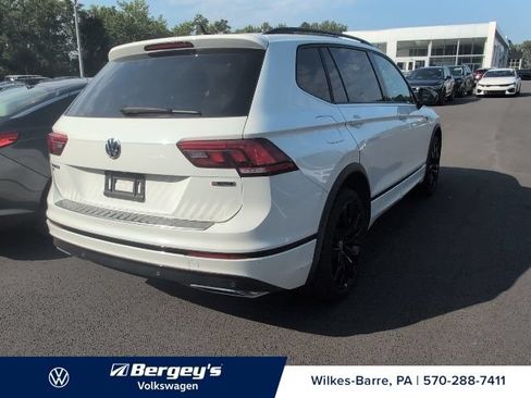 Used 2021 Volkswagen Tiguan SE R-Line w/ 3rd Row Seat Package AWD/4WD image 10