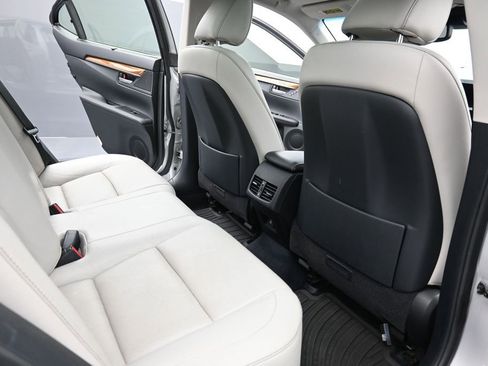 Used 2014 Lexus ES 350 FWD image 17