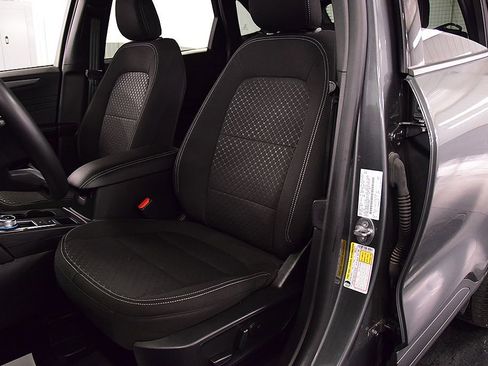 Used 2023 Ford Escape Active w/ Tech Pack #1 AWD/4WD image 31