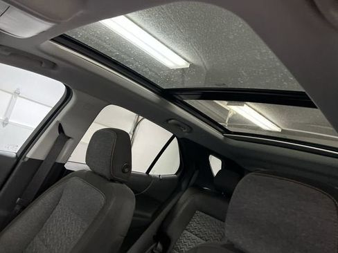 Certified 2023 Chevrolet Equinox LT FWD image 19