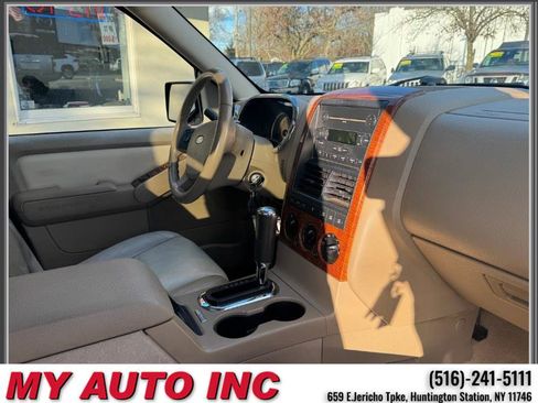 Used 2008 Ford Explorer Eddie Bauer image 26