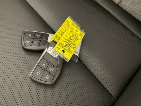 Used 2024 Buick Envision Preferred image 48