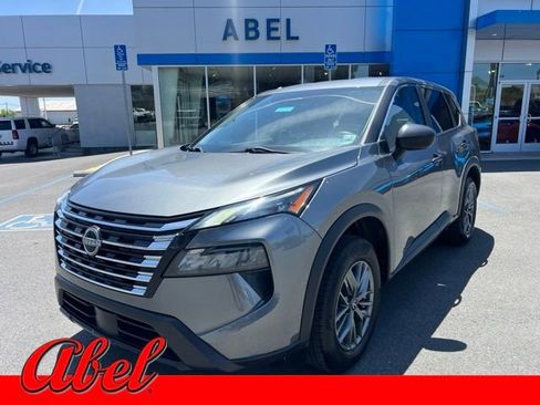 Used 2024 Nissan Rogue S FWD image 1