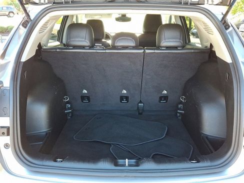 Used 2022 Jeep Compass Latitude image 28