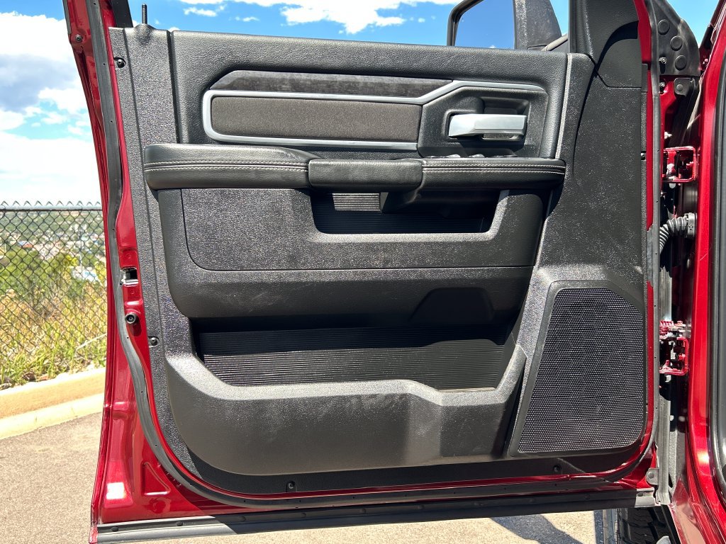 Used 2024 RAM 2500 Big Horn w/ Night Edition AWD/4WD image 23